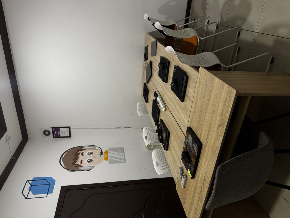 Mars IT School Oybek — sinfxona